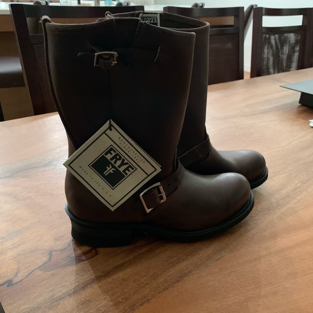 Frye Engineer Boots Men’s size 8-1/2 New with tags